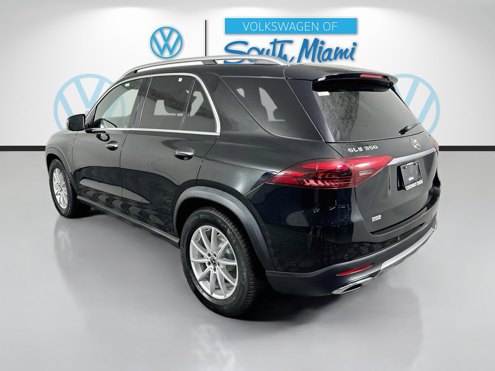 Used 2024 Mercedes-Benz GLE 350 4MATIC image 5