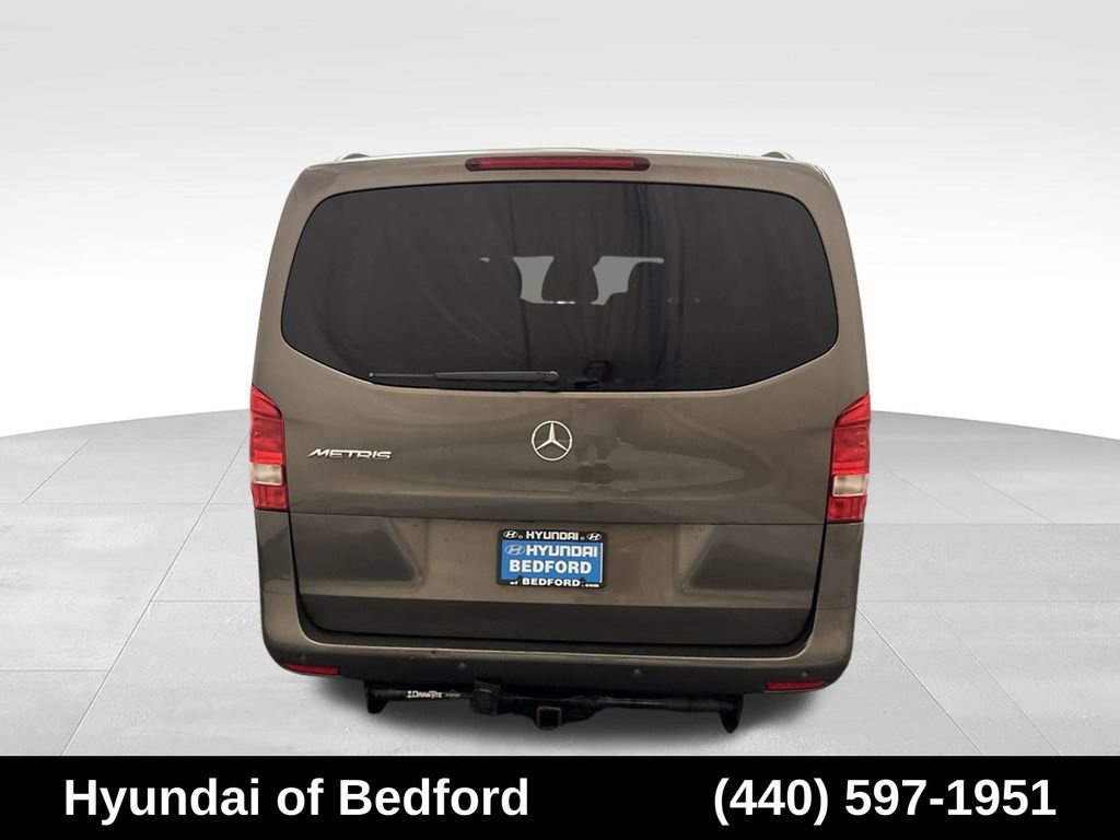 Used 2016 Mercedes-Benz Metris Passenger image 6