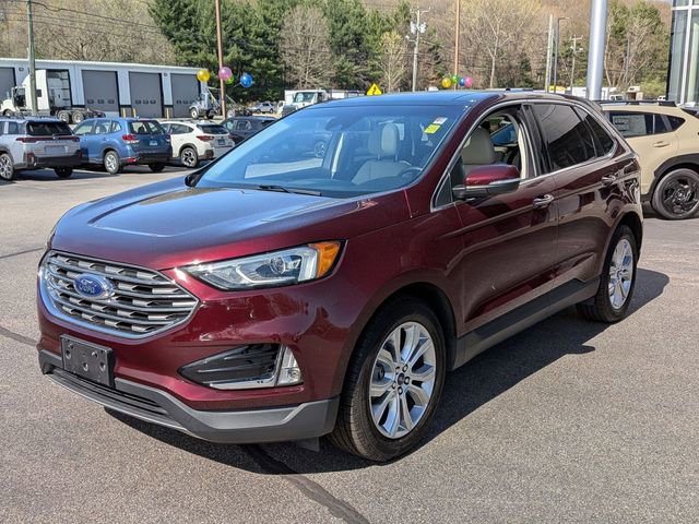 Used 2019 Ford Edge Titanium w/ Cold Weather Package FWD image 6