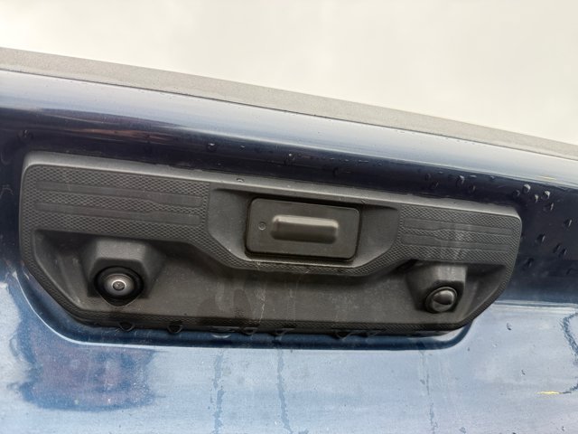 Used 2023 Chevrolet Silverado 1500 LT AWD/4WD image 20