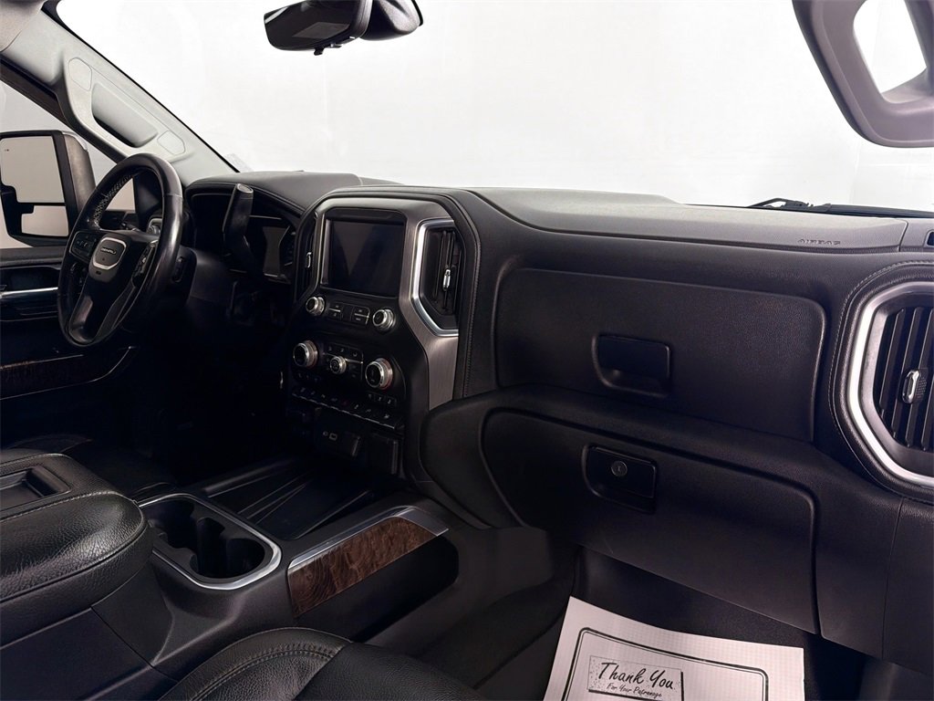 Used 2020 GMC Sierra 3500 Denali w/ Denali Ultimate Package image 28