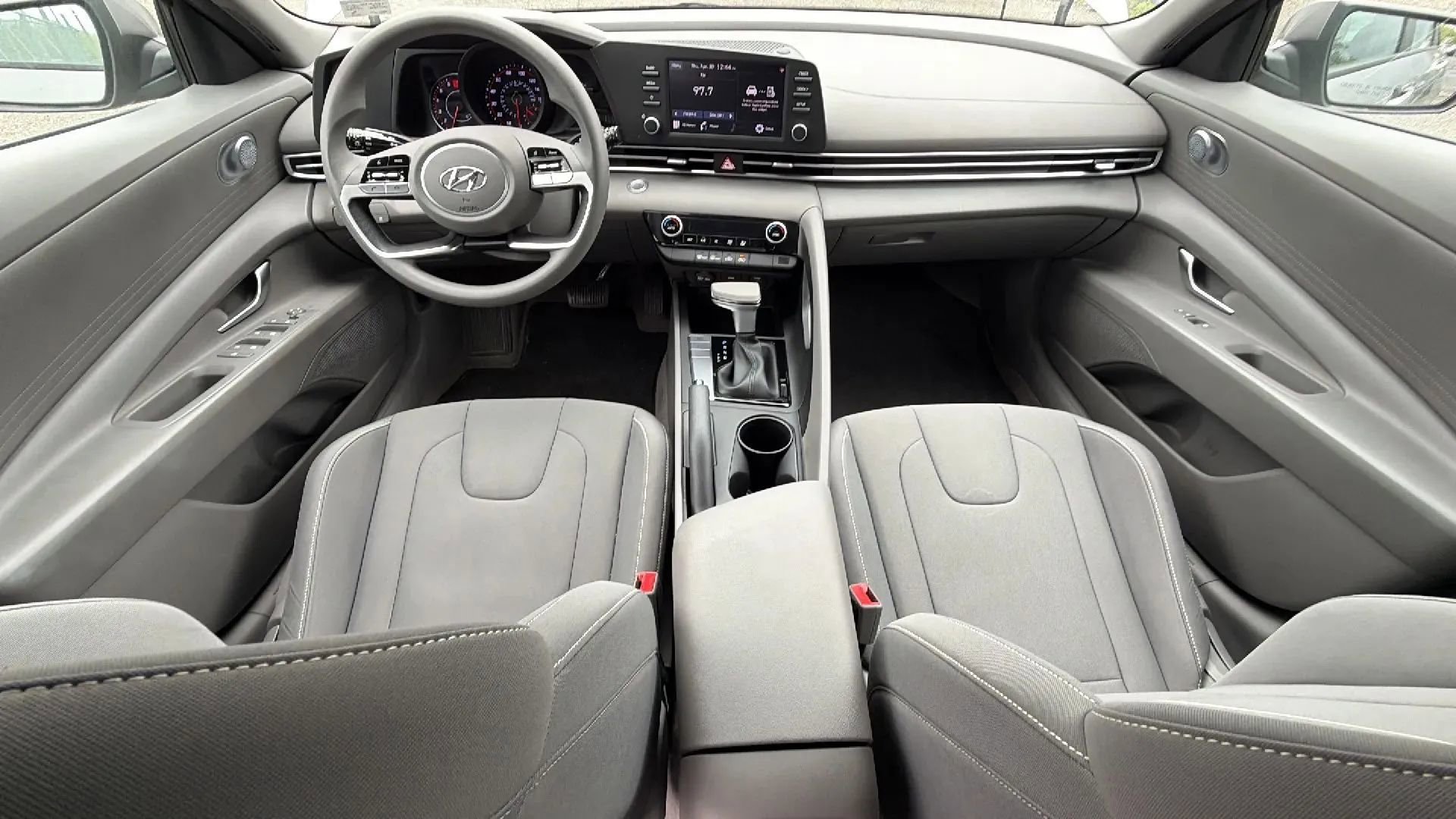 Used 2023 Hyundai Elantra SEL FWD image 28