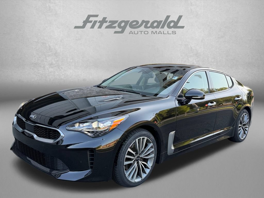 Used 2018 Kia Stinger Premium AWD/4WD image 2