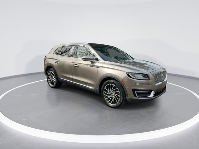 Used 2020 Lincoln Nautilus Reserve image 2