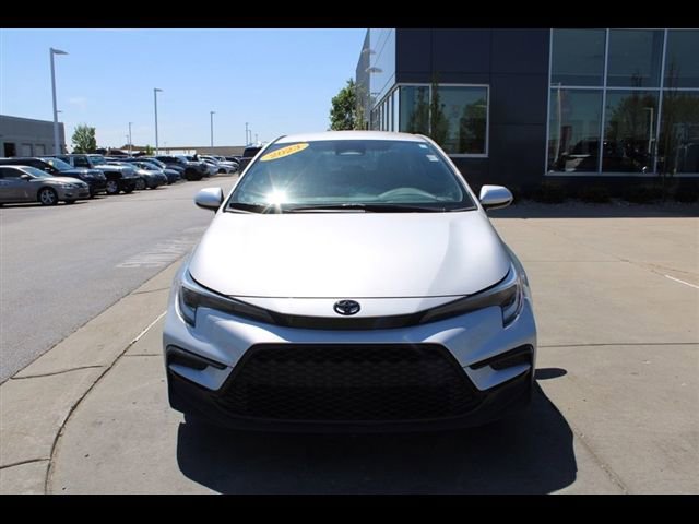 Used 2023 Toyota Corolla SE FWD video 2