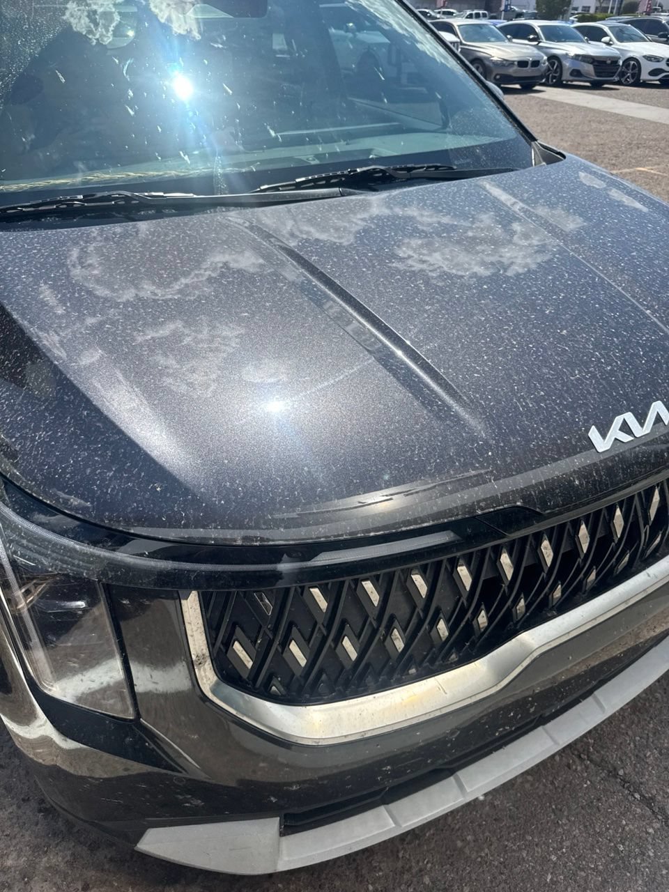 Used 2025 Kia Carnival FWD image 18