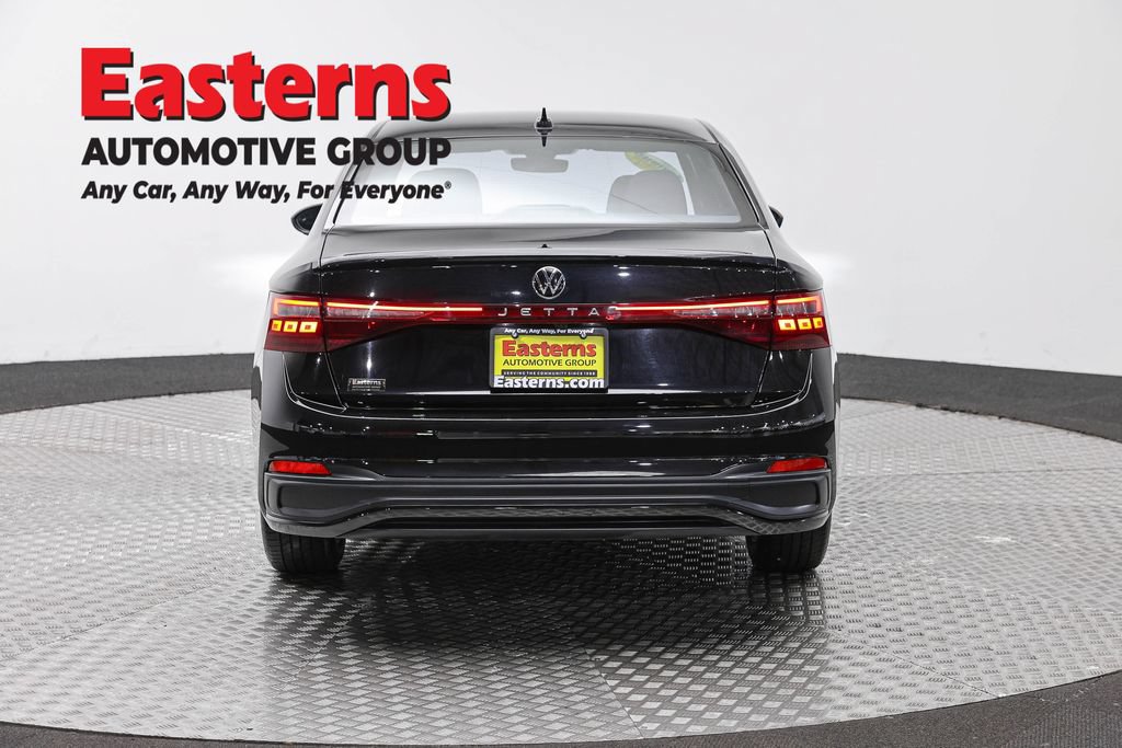 Used 2025 Volkswagen Jetta Sport FWD image 7