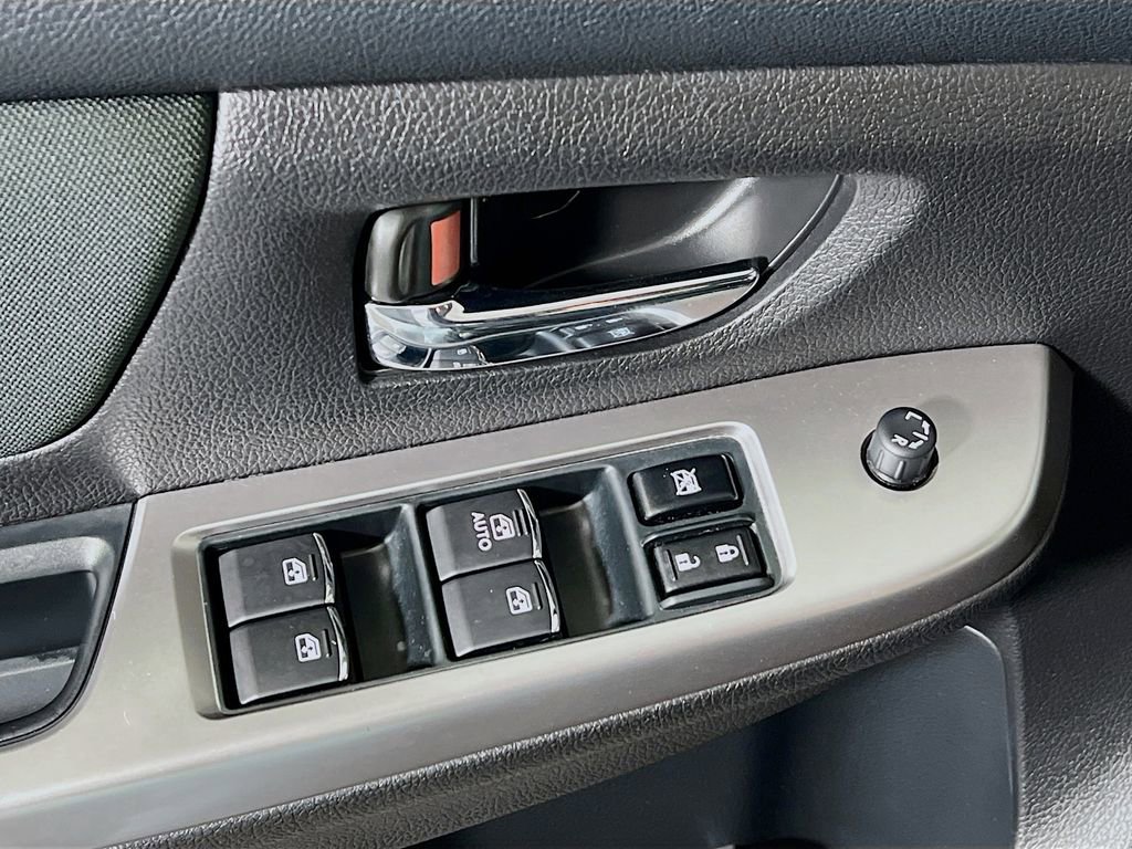 Used 2016 Subaru Impreza 2.0i Premium image 16