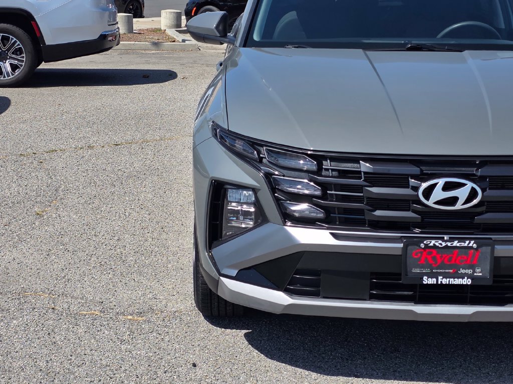 Used 2025 Hyundai Tucson SEL FWD image 3