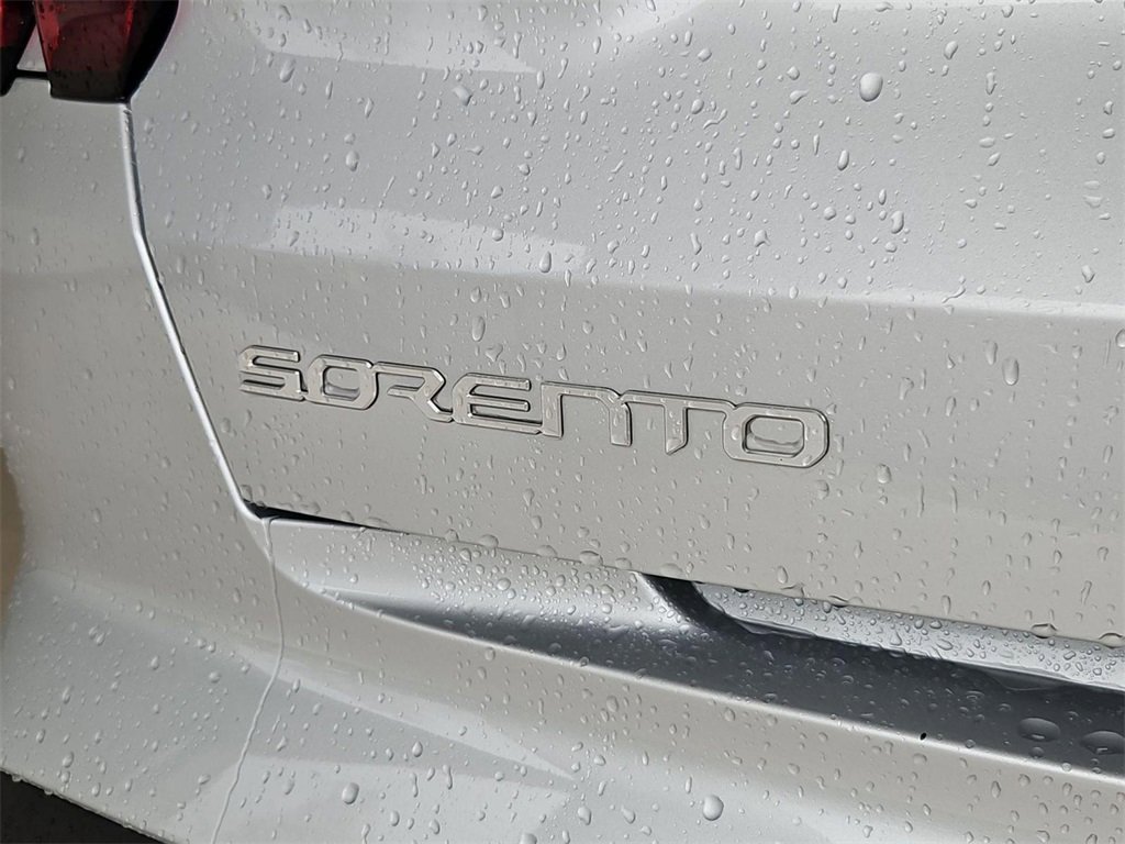 Used 2023 Kia Sorento EX image 26