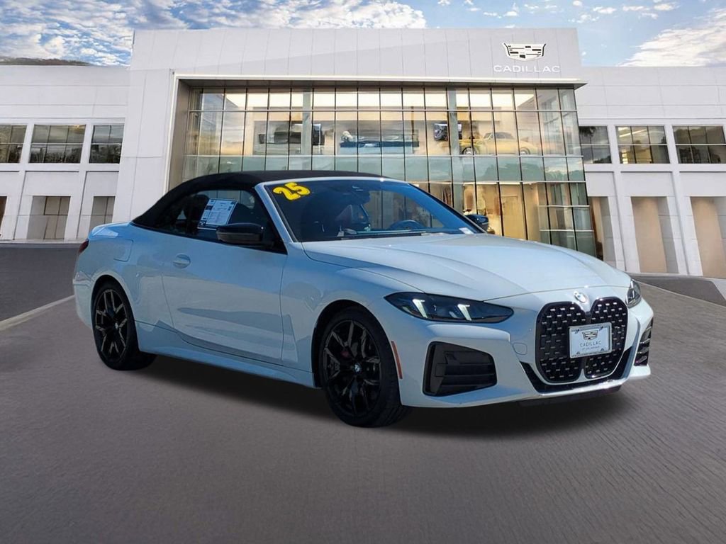 Used 2025 BMW 430i Convertible w/ M Sport Package image 3