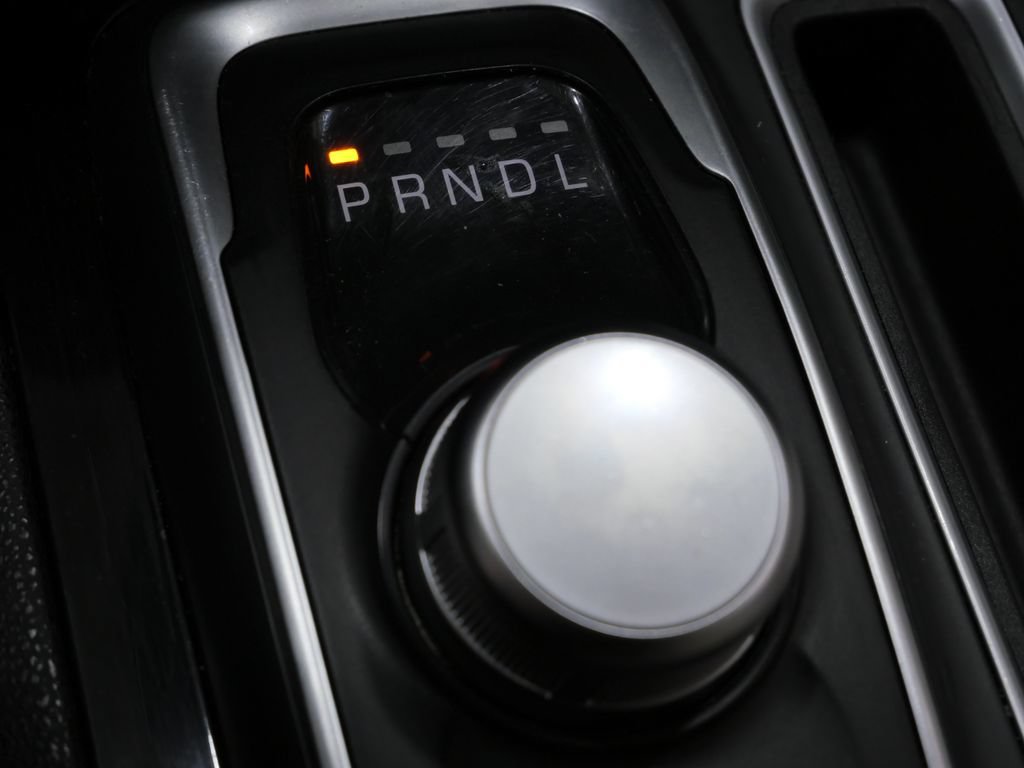 Used 2023 Chrysler 300 Touring RWD image 19