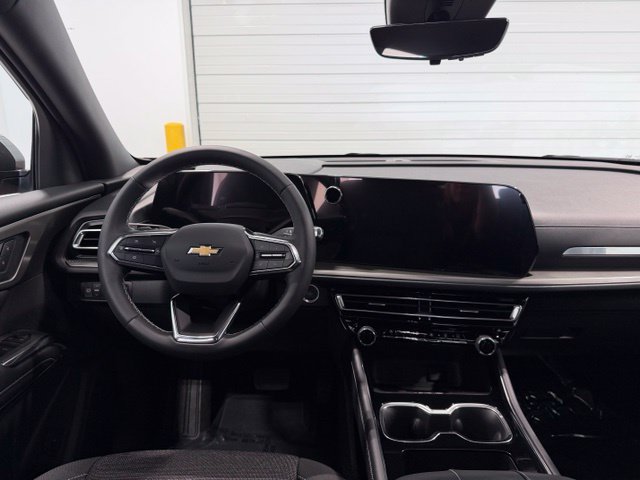 New 2027 Chevrolet Traverse LT w/ Driver Confidence Package AWD/4WD image 27
