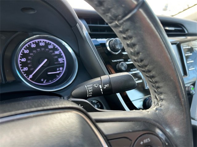 Used 2019 Toyota Camry SE w/ Convenience Package image 25