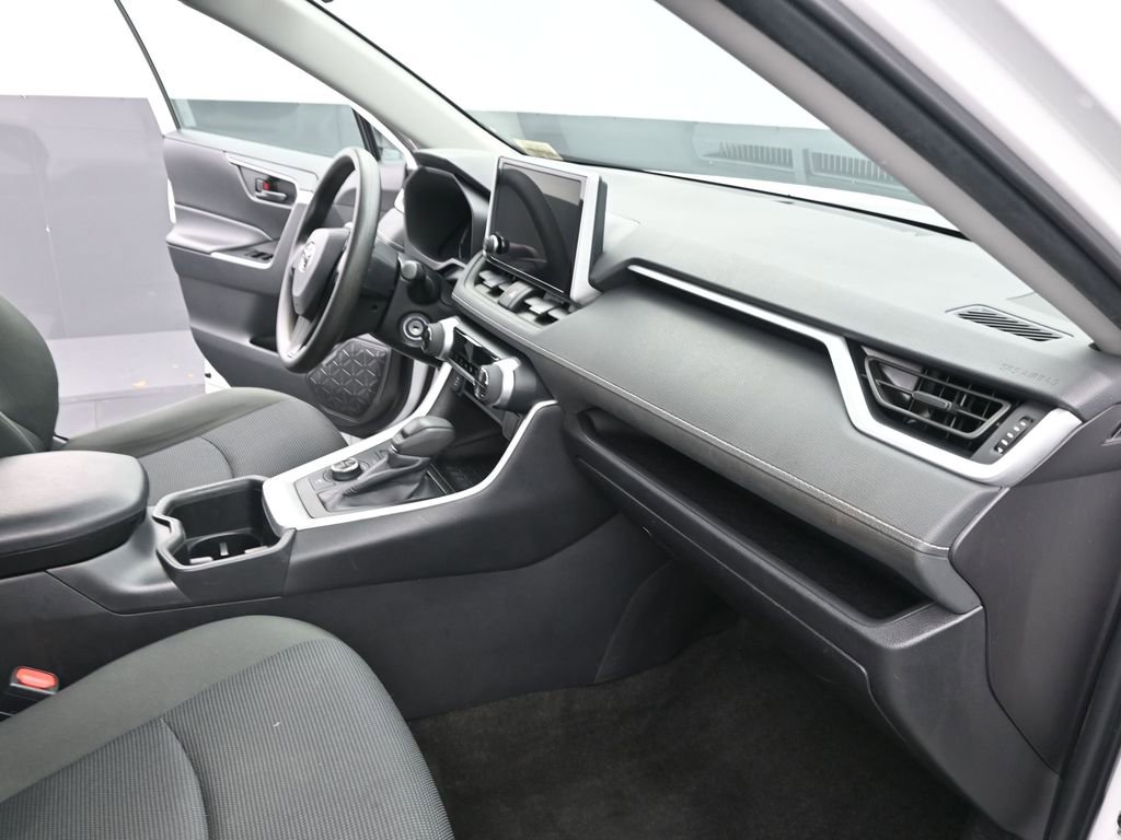 Used 2024 Toyota RAV4 LE image 16