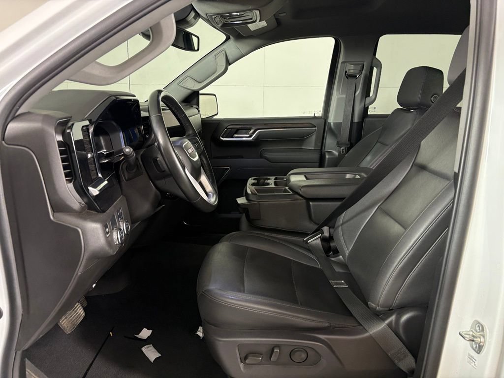 Used 2025 GMC Sierra 1500 SLT RWD image 14