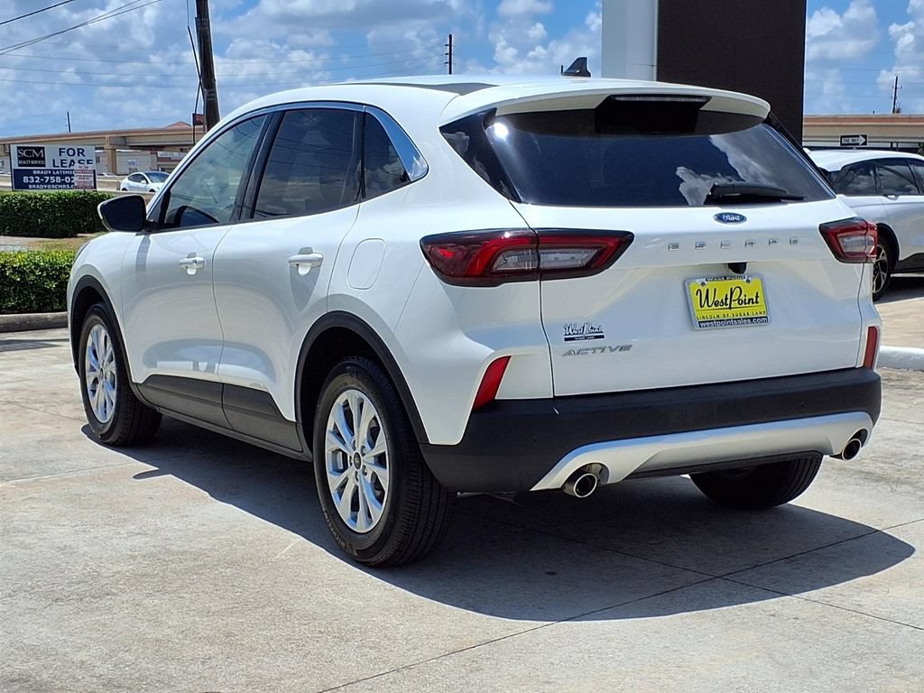 Used 2023 Ford Escape Active w/ Tech Pack #2 FWD image 4