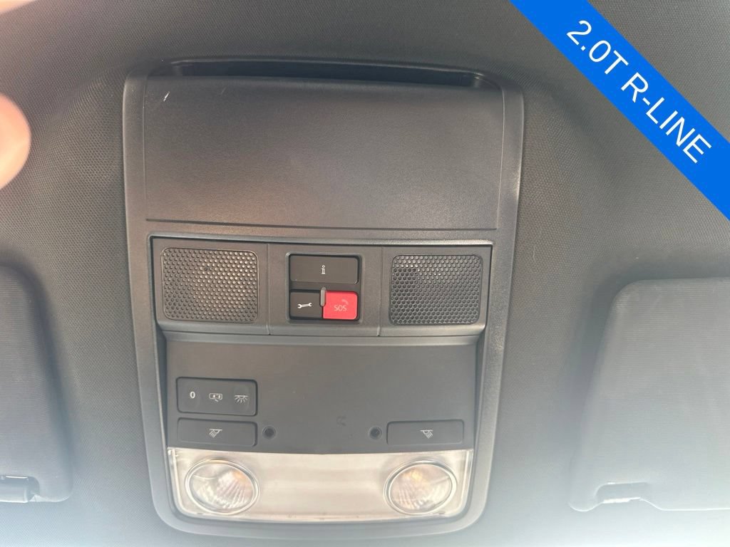 Used 2014 Volkswagen Beetle R-Line FWD image 25