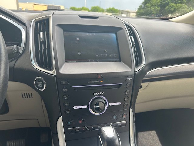 Used 2015 Ford Edge Titanium w/ Equipment Group 301A image 22