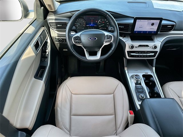 Used 2023 Ford Explorer XLT w/ Equipment Group 202A image 21