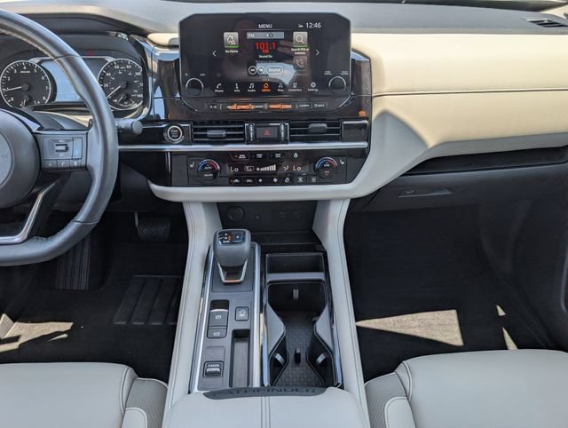 Used 2022 Nissan Pathfinder SL w/ SL Premium Package FWD image 7