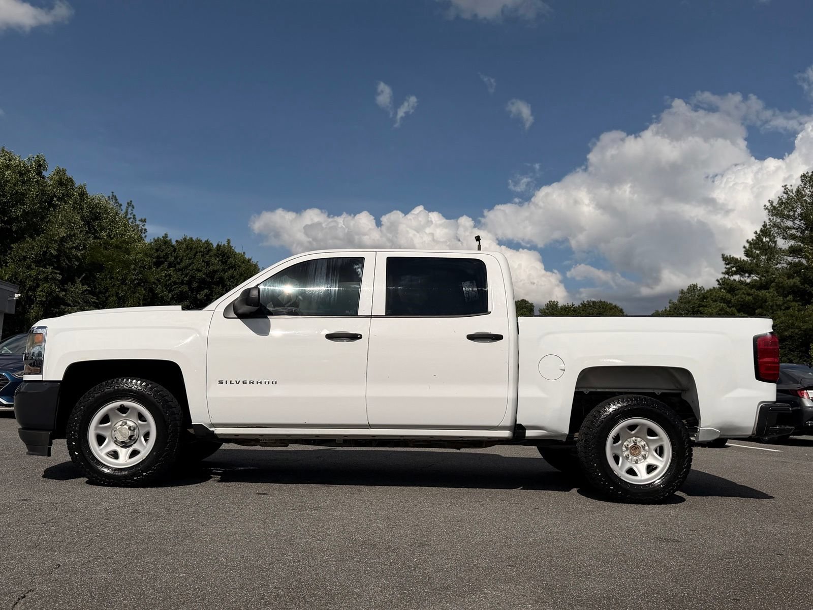 Used 2016 Chevrolet Silverado 1500 W/T w/ Trailering Package RWD image 2