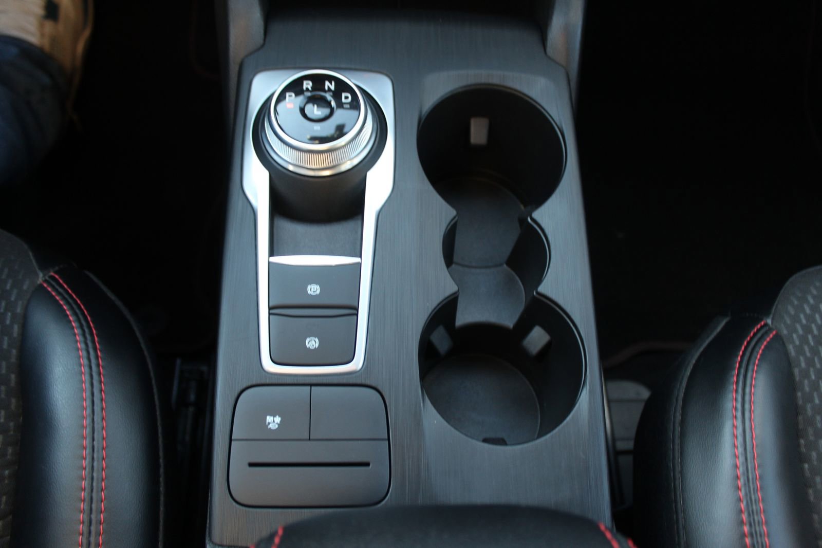 Used 2023 Ford Escape ST-Line w/ Equipment Group 301A image 24