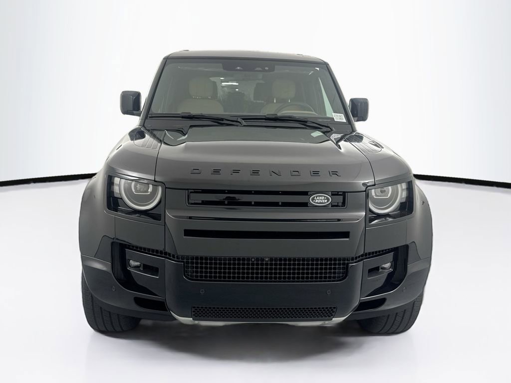 New 2026 Land Rover Defender 130 V8 AWD/4WD image 2