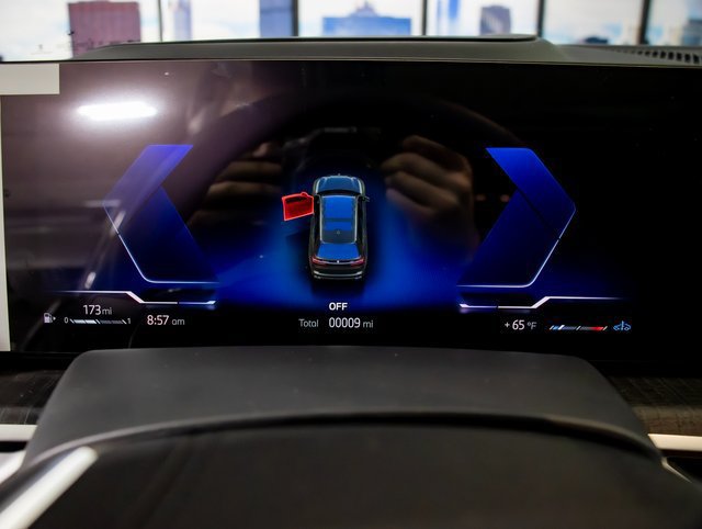New 2026 BMW ALPINA XB7 AWD/4WD image 17
