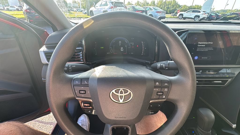 Used 2025 Toyota Camry LE FWD image 16