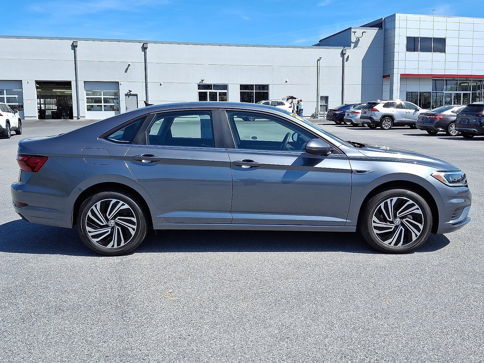 Used 2020 Volkswagen Jetta SEL FWD image 8