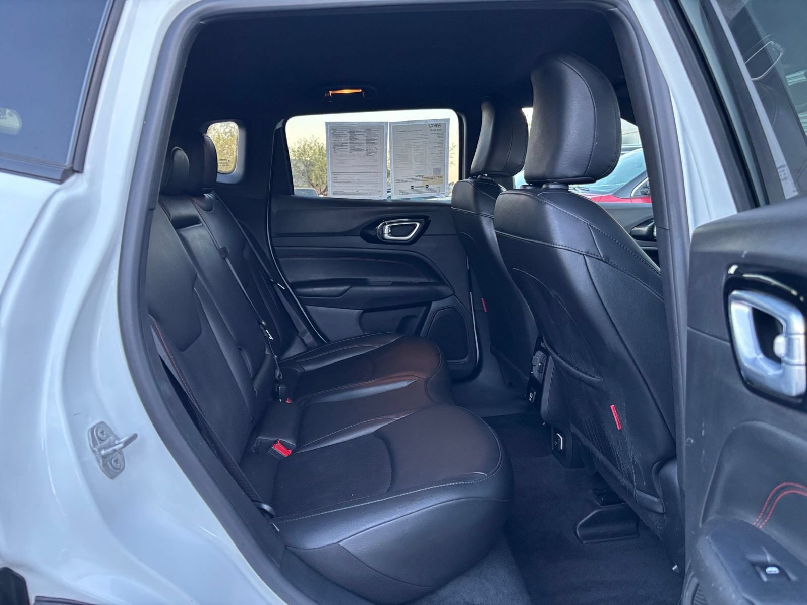 Used 2025 Jeep Compass Trailhawk AWD/4WD image 24