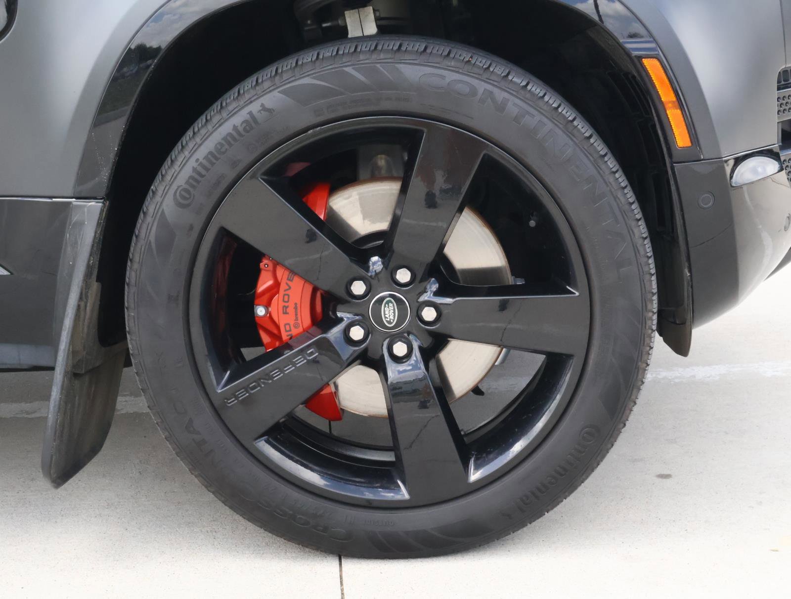 Used 2024 Land Rover Defender 130 X image 8