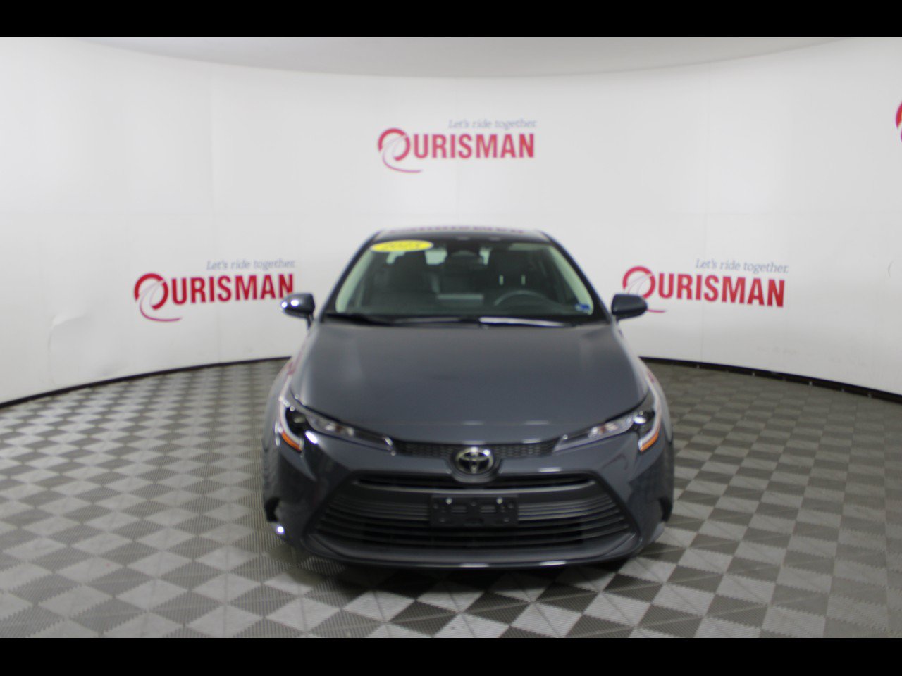 Used 2025 Toyota Corolla LE w/ LE Premium Package FWD image 13