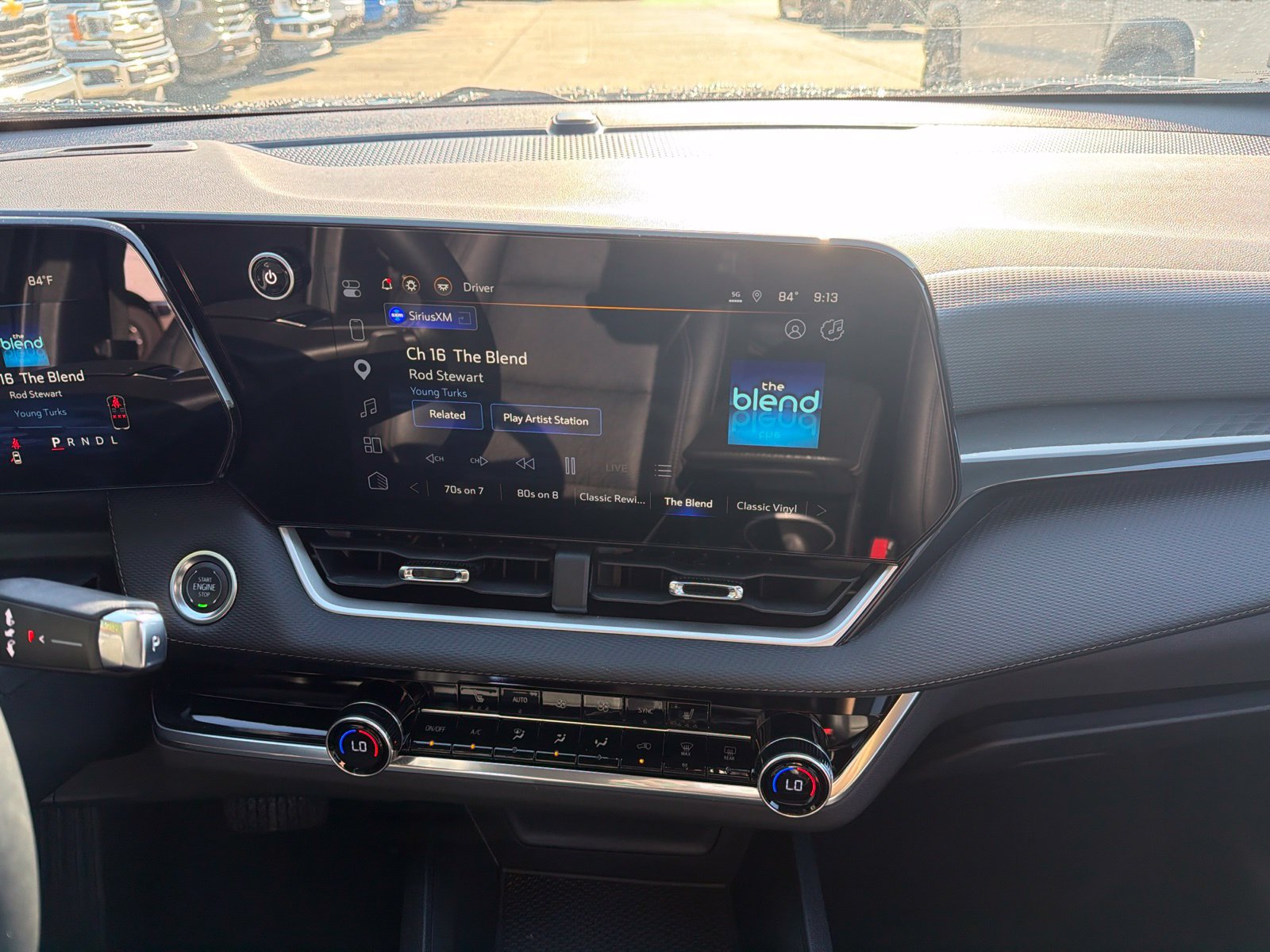 Used 2025 Chevrolet Equinox LT w/ Convenience Package II FWD image 10