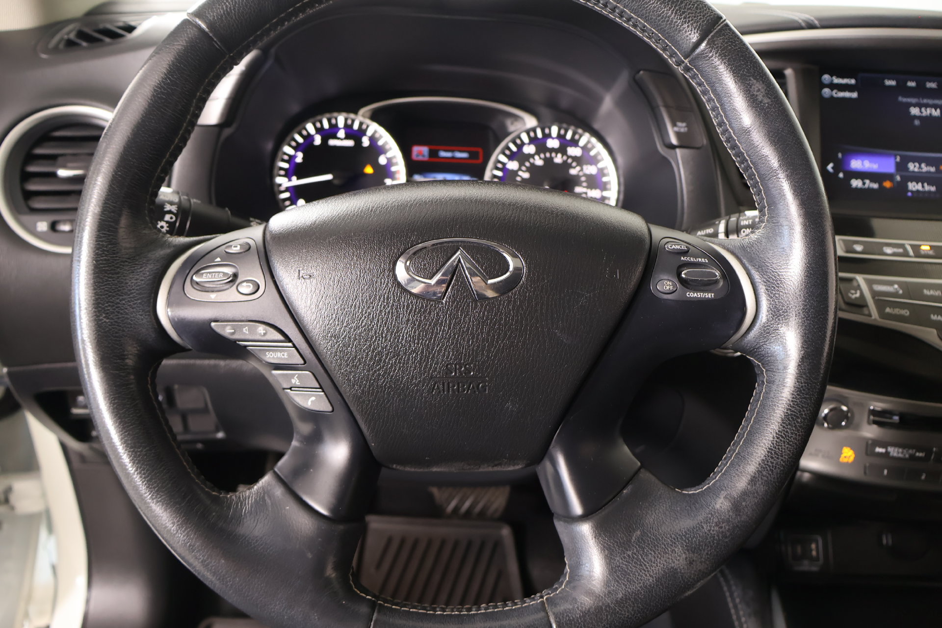 Used 2020 INFINITI QX60 Luxe w/ Essential Package AWD/4WD image 3