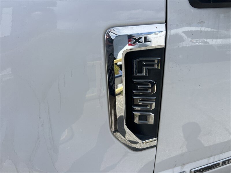 Used 2022 Ford F350 XL w/ Power Equipment Group RWD image 23