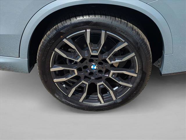 New 2026 BMW X5 xDrive40i w/ M Sport Package AWD/4WD image 10