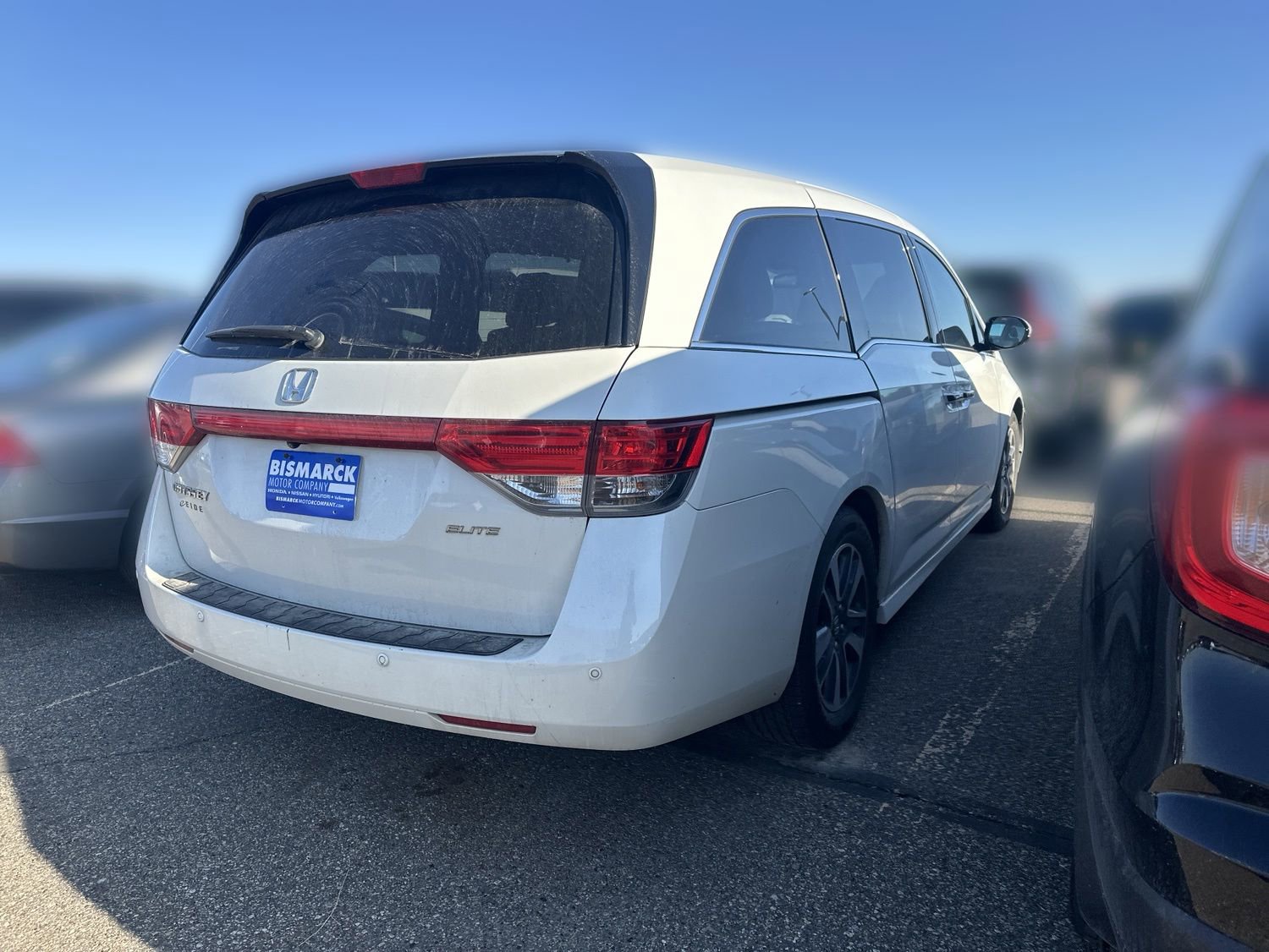 Used 2015 Honda Odyssey Touring Elite image 3