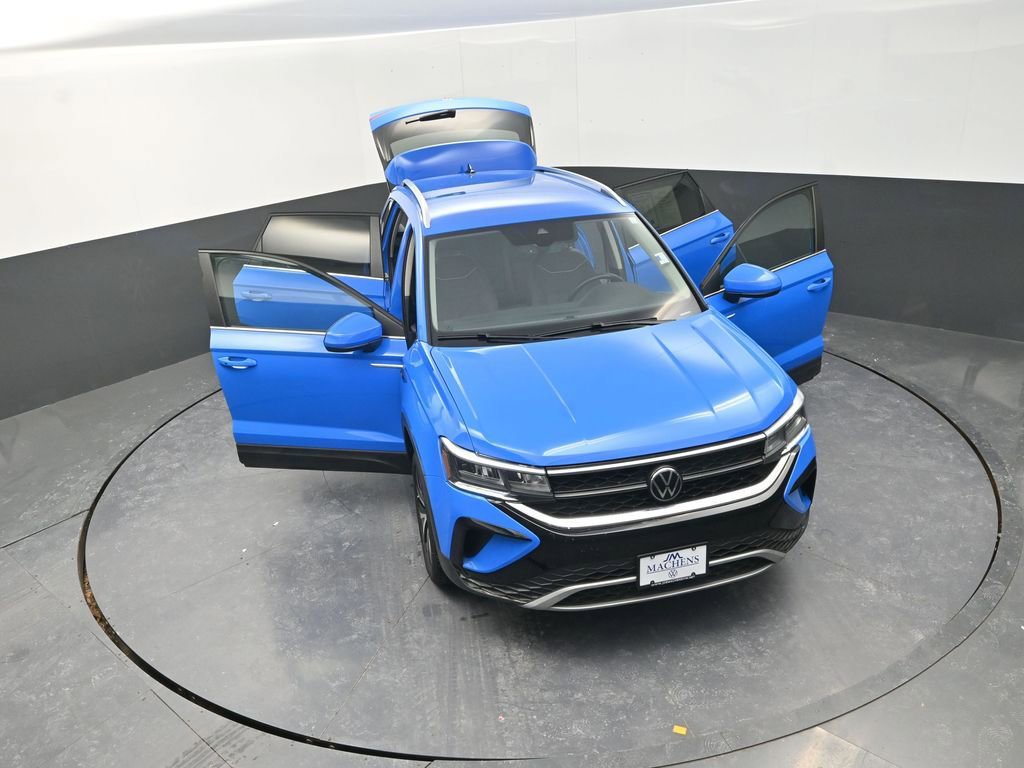 Used 2023 Volkswagen Taos SE image 30