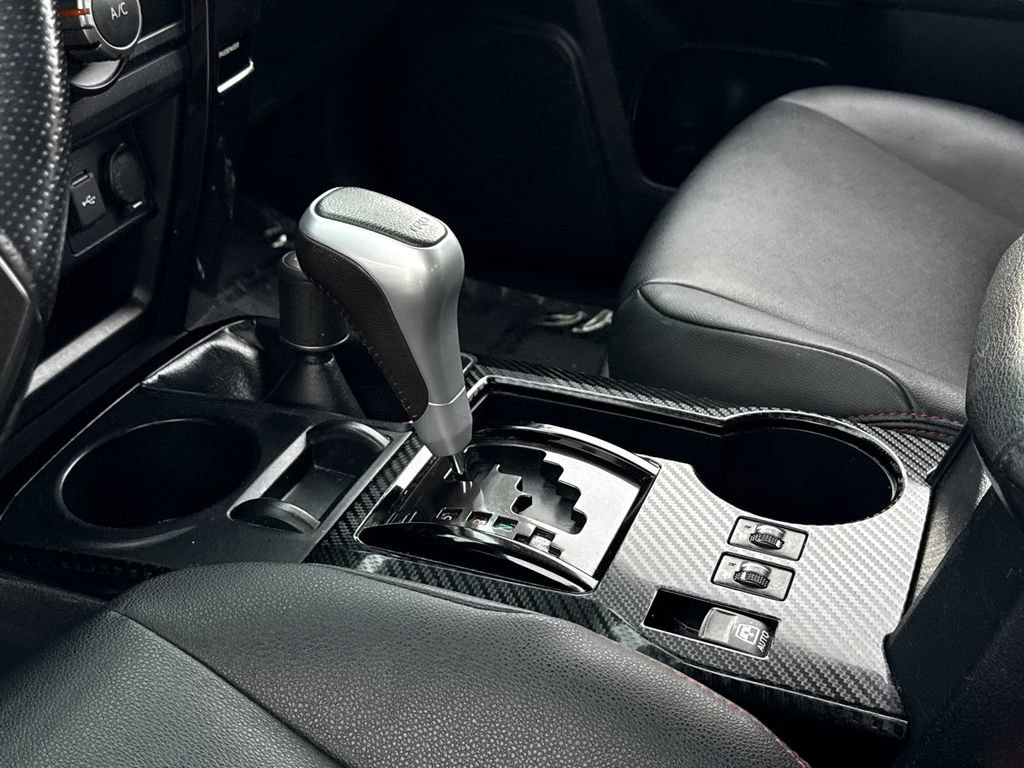 Used 2024 Toyota 4Runner TRD Off-Road Premium image 23