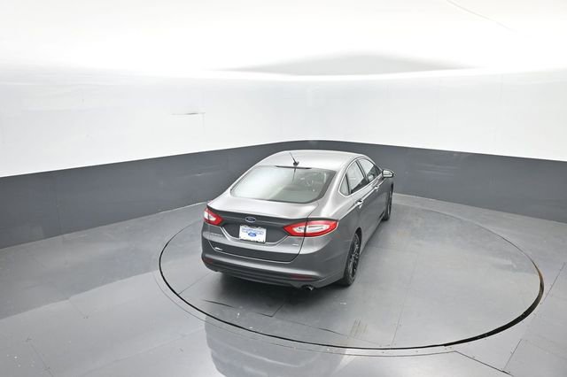 Used 2014 Ford Fusion SE w/ Equipment Group 202A image 25