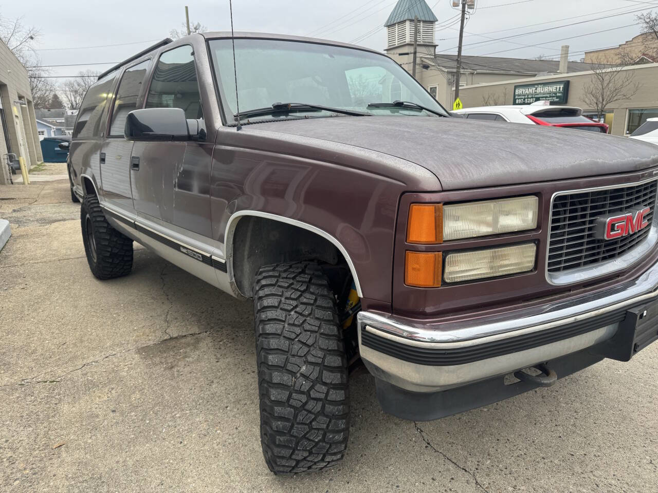 Used 1996 GMC Suburban 4WD image 10