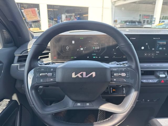 Certified 2024 Kia EV9 GT-Line AWD/4WD image 29