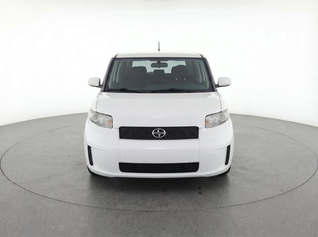 Used 2009 Scion xB image 2