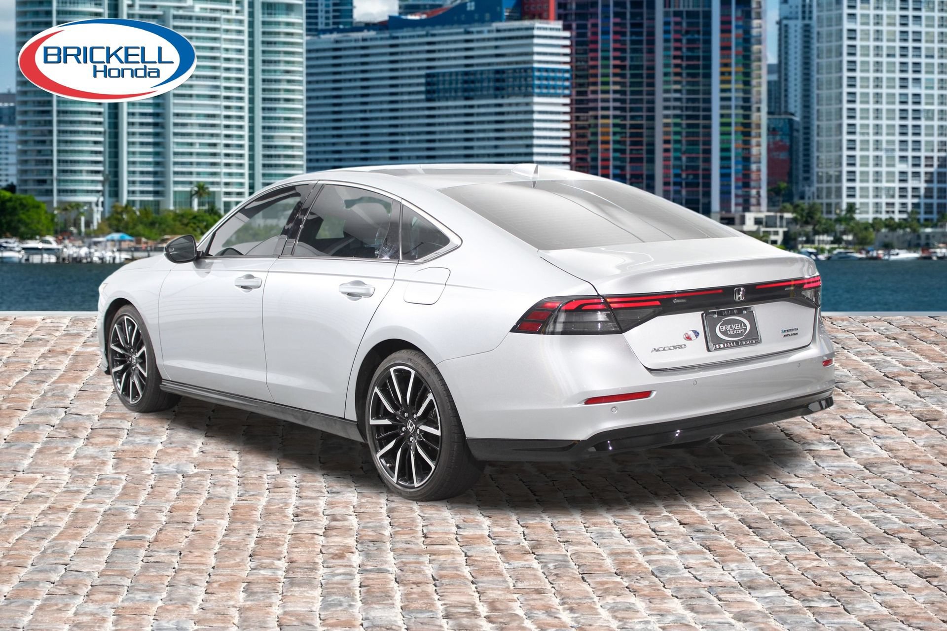 Used 2024 Honda Accord Touring image 3
