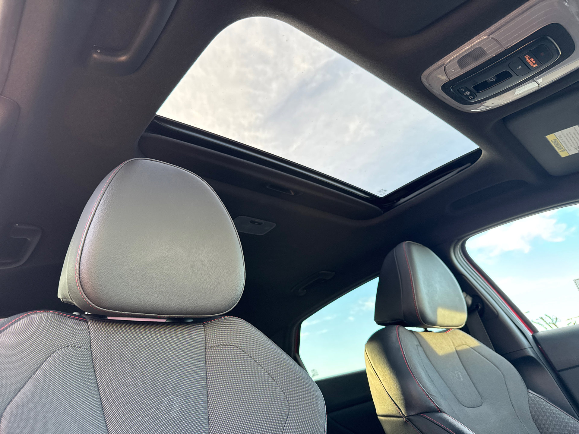 Used 2022 Hyundai Elantra N Line image 15