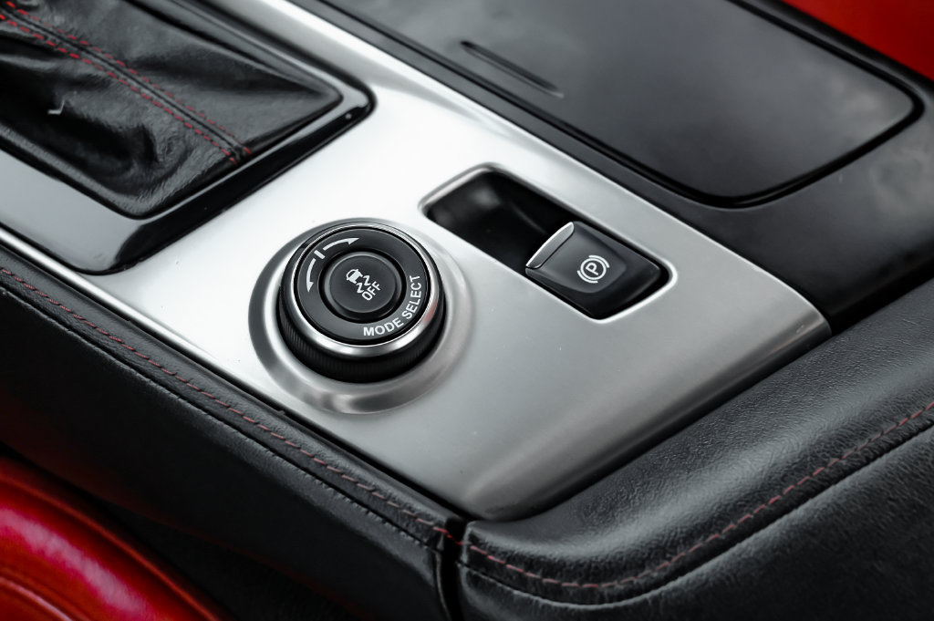 Used 2018 Chevrolet Corvette Z06 RWD image 17