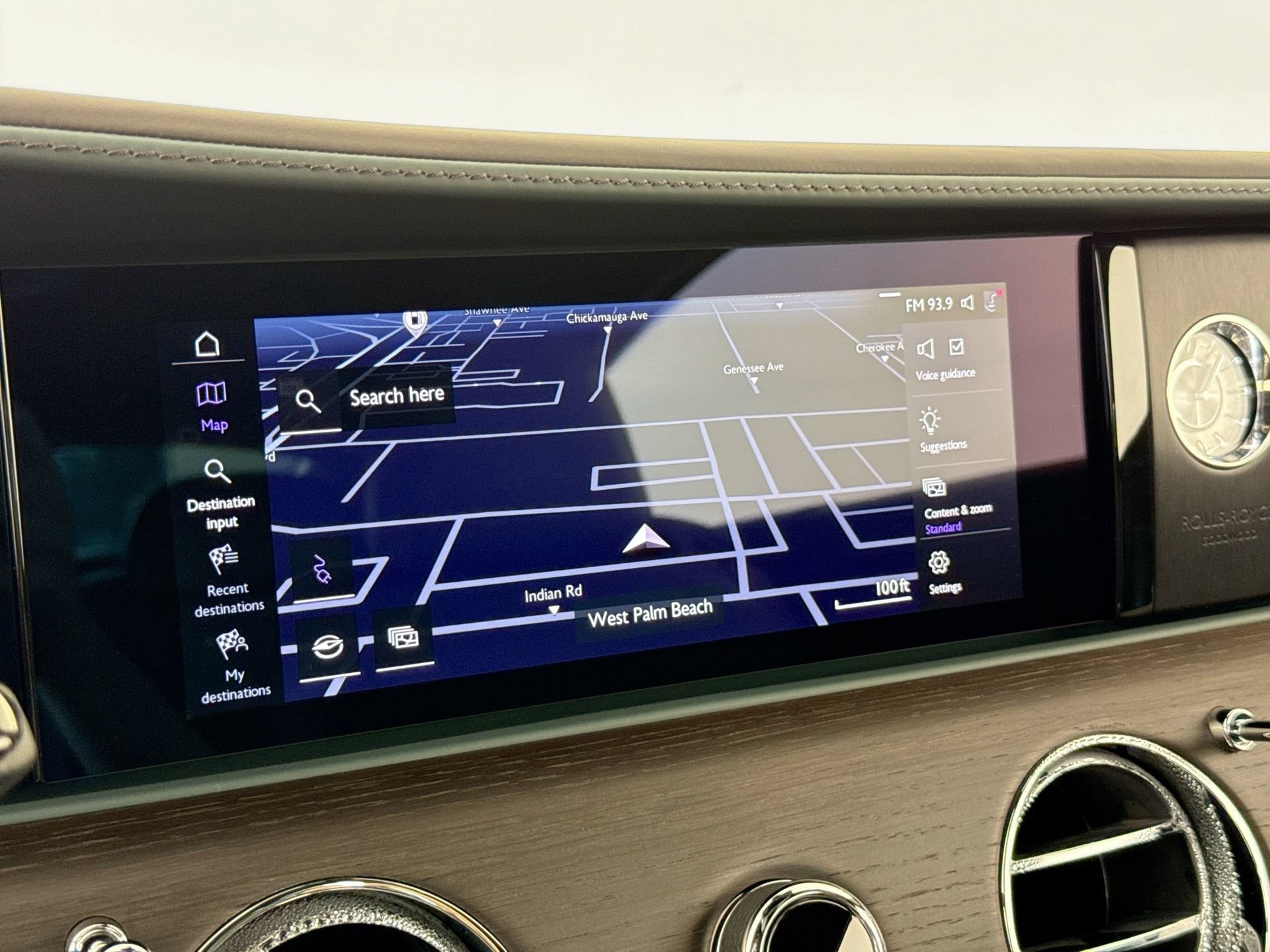 Used 2025 Rolls-Royce Spectre w/ Spectre Launch Package AWD/4WD image 13