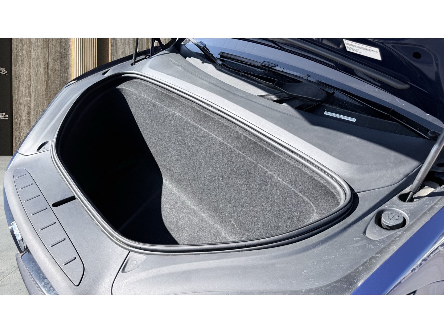 Used 2023 Tesla Model X AWD/4WD image 19